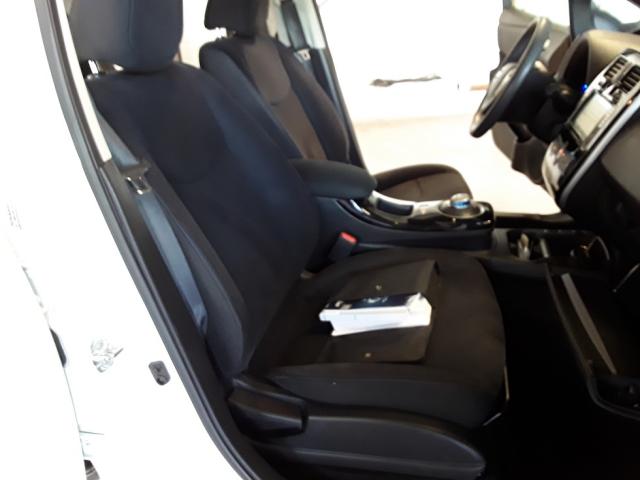Nissan Leaf image 4