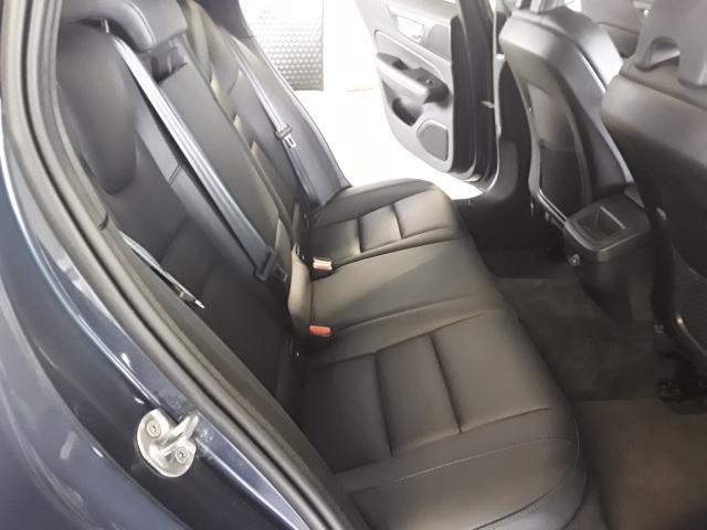 Volvo V60 image 6