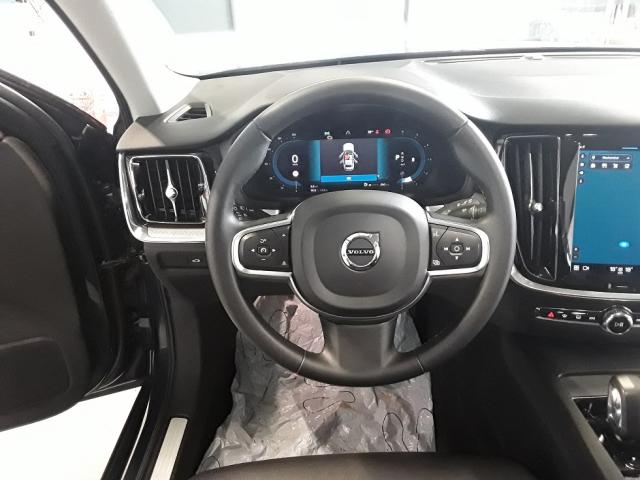 Volvo V60 image 1