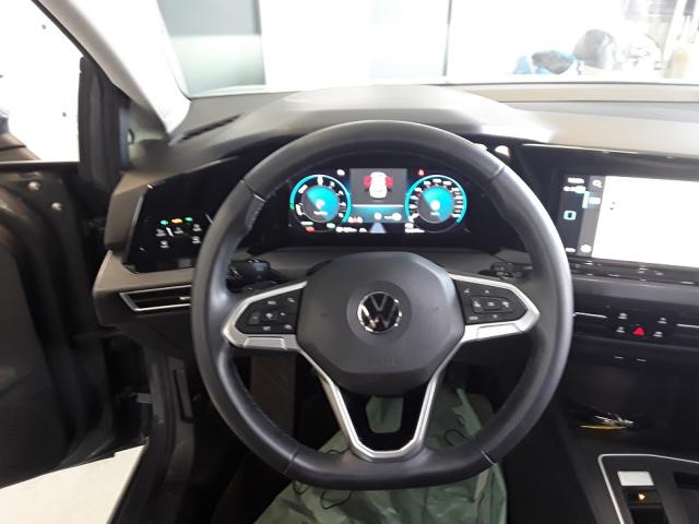Volkswagen Golf image 8