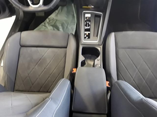 Volkswagen Golf image 2