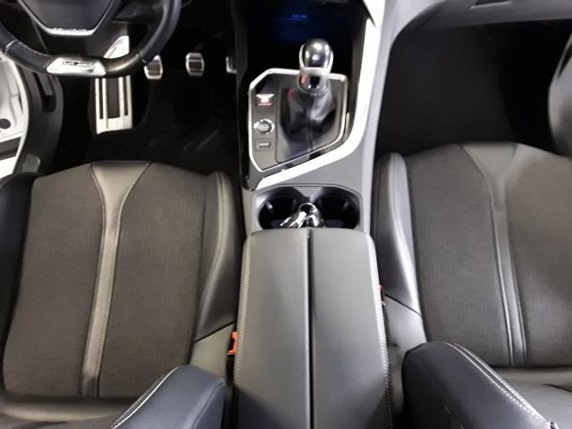 Peugeot 3008 image 4