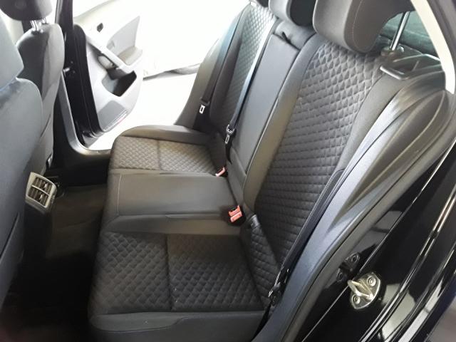 Volkswagen Golf image 4