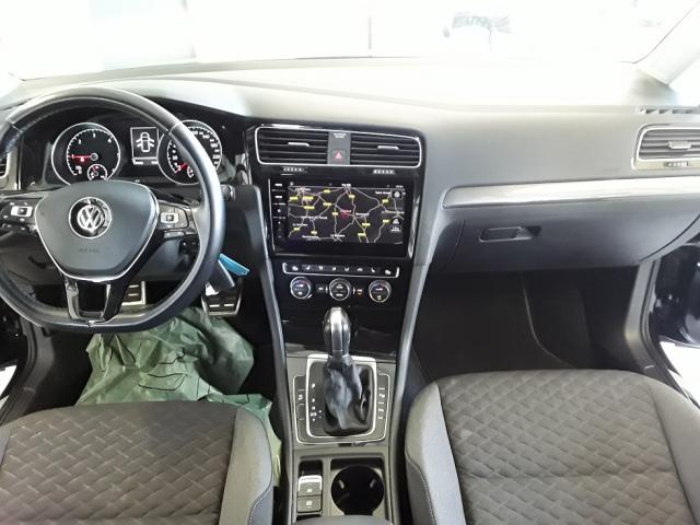 Volkswagen Golf image 1