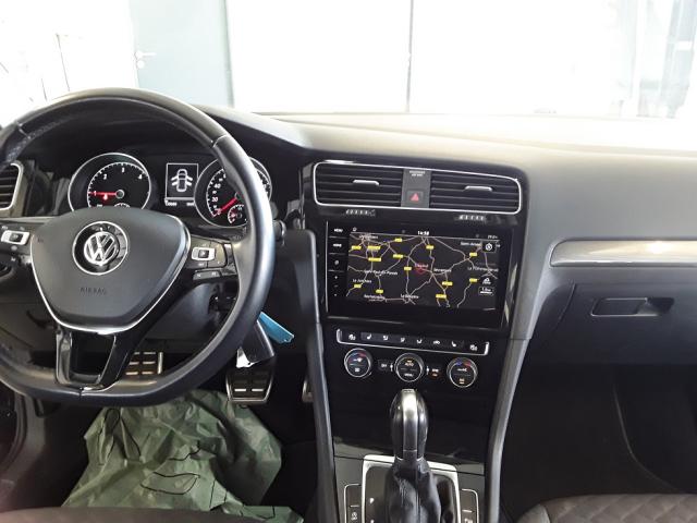 Volkswagen Golf image 6