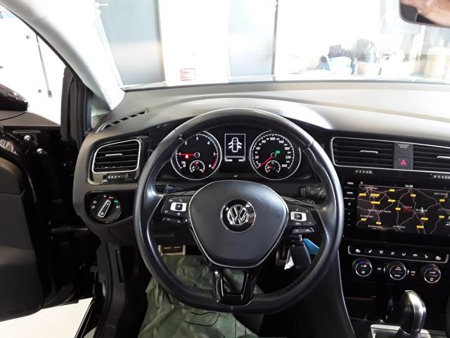Volkswagen Golf image 3