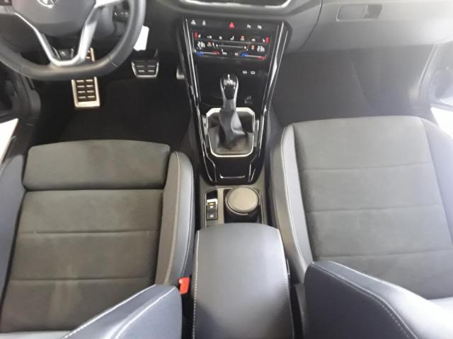 Volkswagen T-Roc image 6