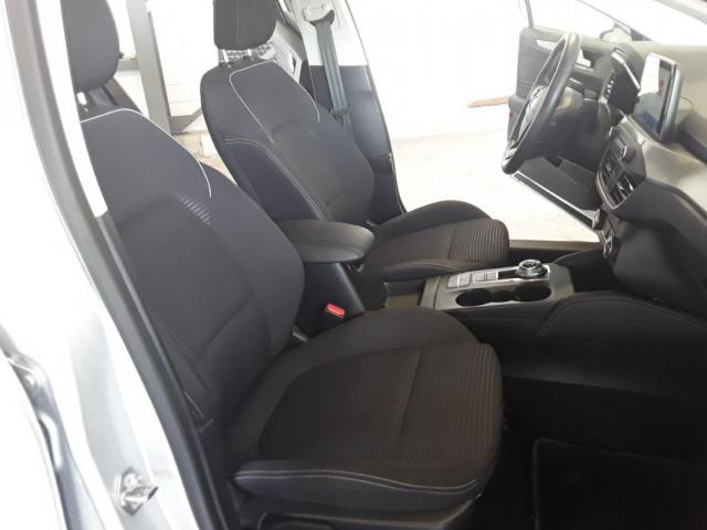Ford Focus image 5