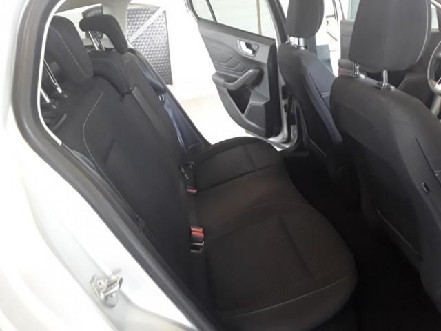 Ford Focus image 7