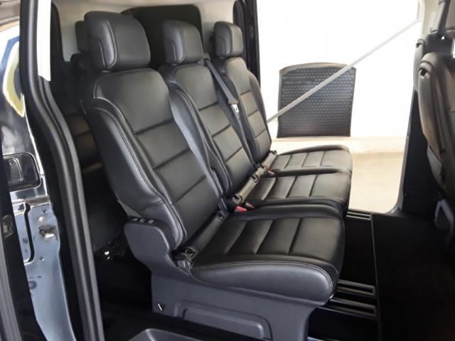 Peugeot Traveller image 5
