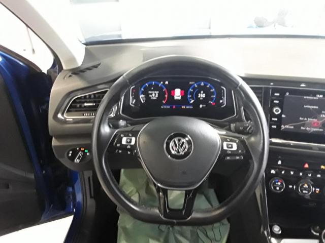 Volkswagen T-Roc image 9