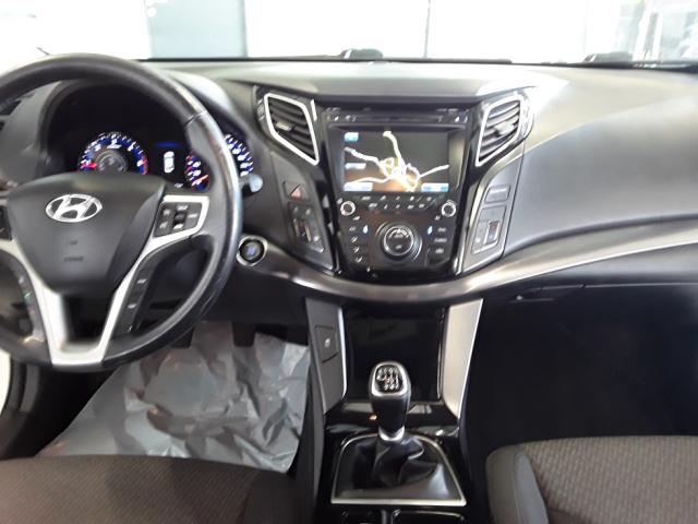 Hyundai I40 image 9
