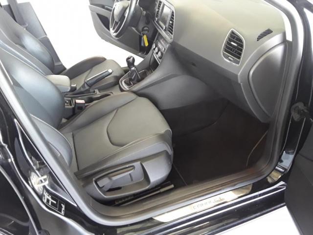 Seat Leon image 1