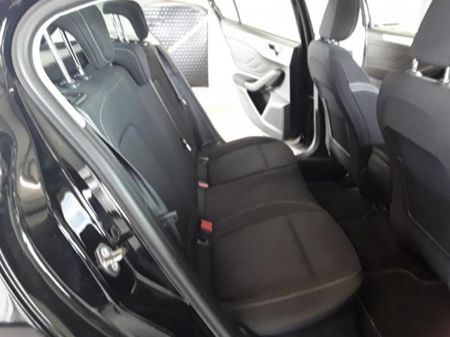 Ford Focus image 2