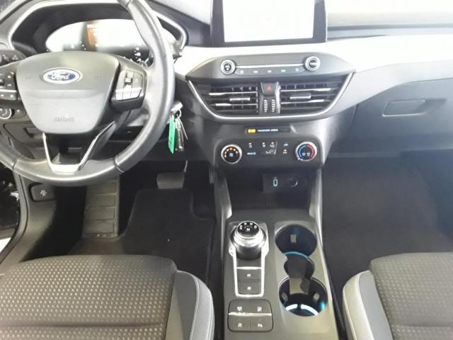 Ford Focus image 7