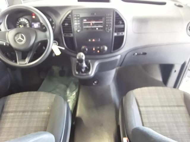 Mercedes Benz Vito Mixto image 7