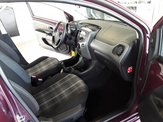 Peugeot 108 image 2