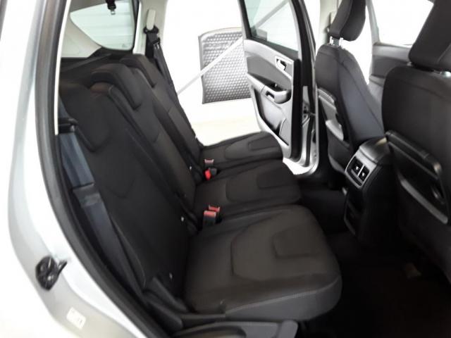 Ford S-Max image 5