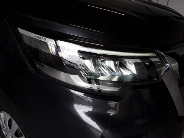 Nissan Primastar image 9
