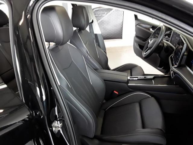 Volkswagen Passat Sw image 2