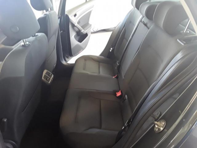 Volkswagen Golf image 2