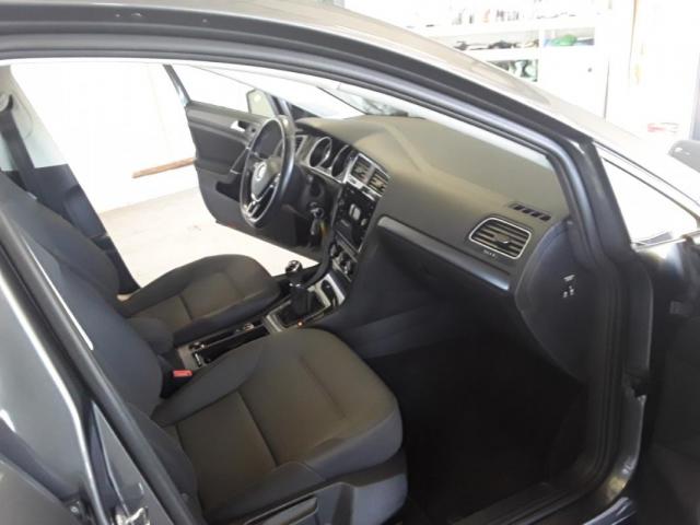 Volkswagen Golf image 1