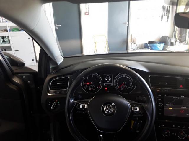 Volkswagen Golf image 5