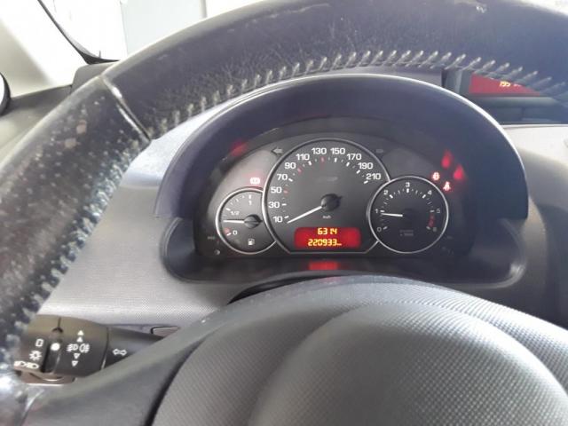 Peugeot 1007 image 8