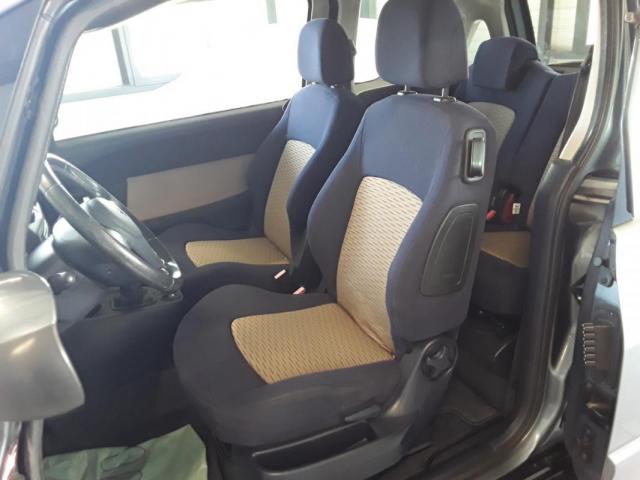 Peugeot 1007 image 4