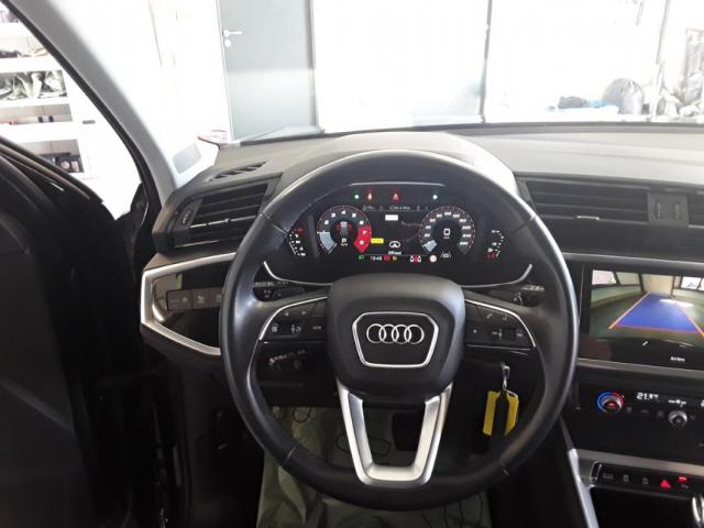 Audi Q3 image 8