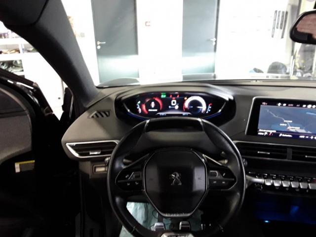 Peugeot 3008 image 6