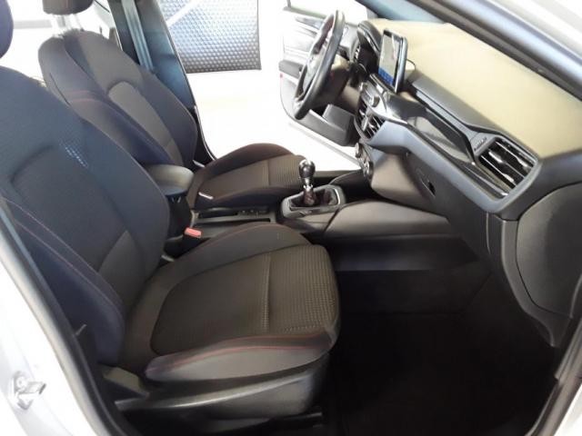 Ford Focus image 3
