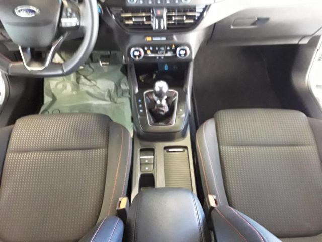Ford Focus image 2