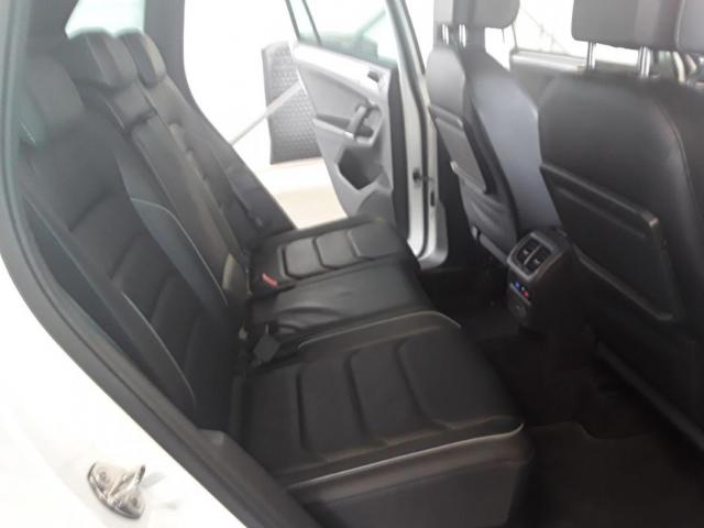 Volkswagen Tiguan image 8