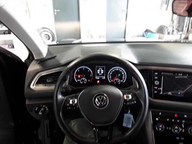 Volkswagen T-Roc image 4