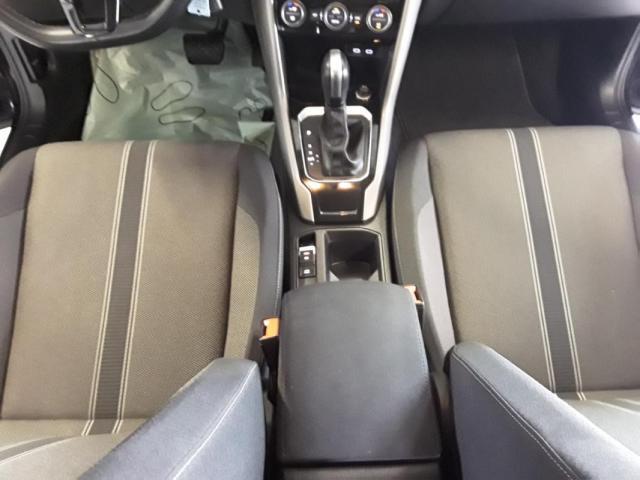 Volkswagen T-Roc image 6
