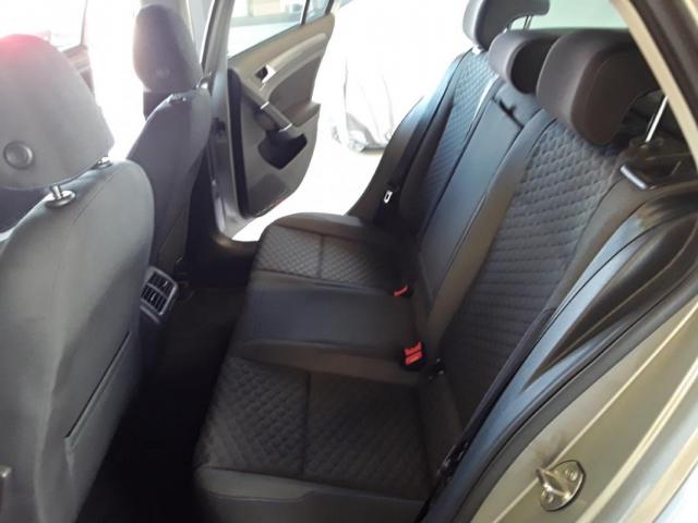 Volkswagen Golf image 2