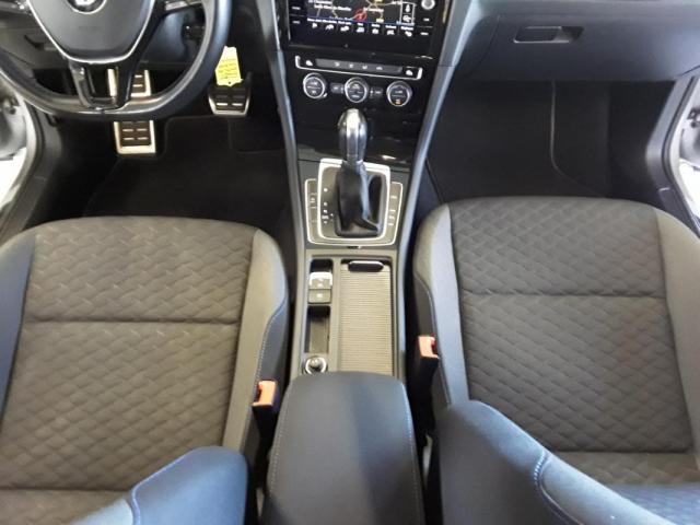 Volkswagen Golf image 9