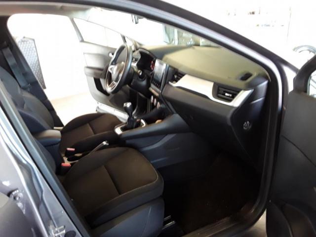 Renault Captur image 2