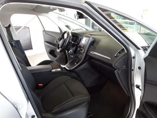 Renault Grand Scénic image 9