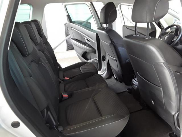 Renault Grand Scénic image 1