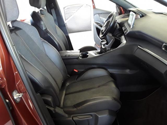 Peugeot 3008 image 4