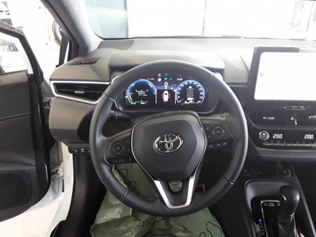 Toyota Corolla Touring Sports image 4