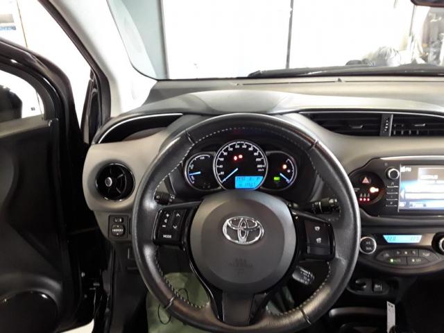 Toyota Yaris image 6