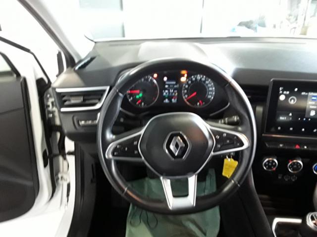 Renault Clio image 2