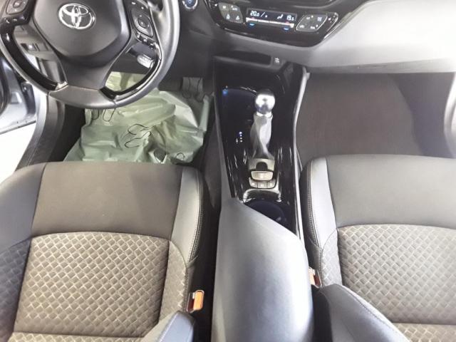 Toyota C-Hr image 4