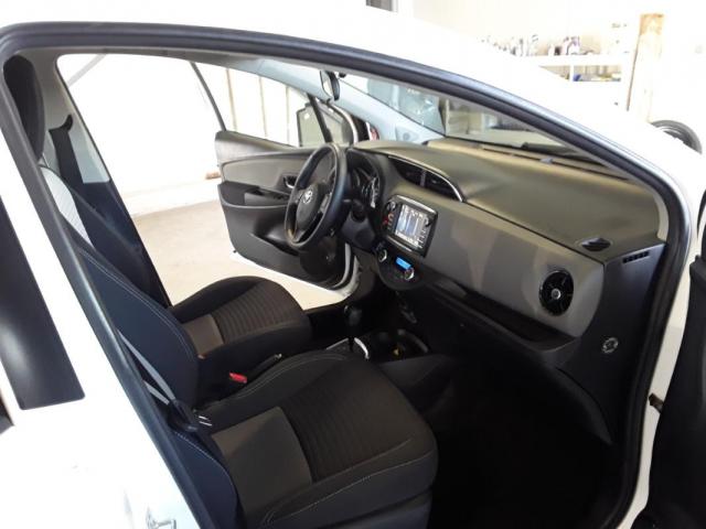 Toyota Yaris image 6