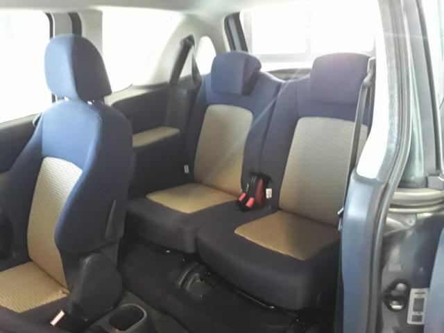 Peugeot 1007 image 6