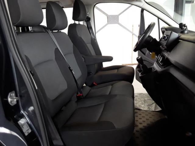 Nissan Primastar image 7