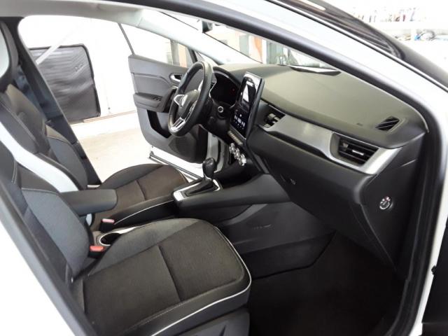 Renault Captur image 6